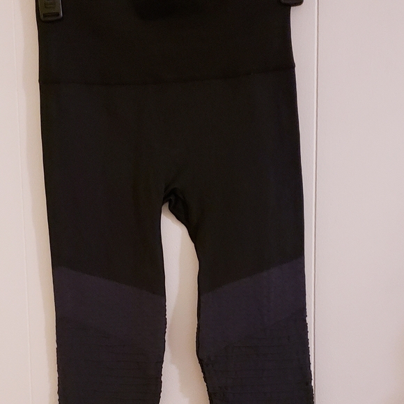 SPANX Leggings XS/TP double layer shaping waistband biker black blue seam free - Picture 9 of 11